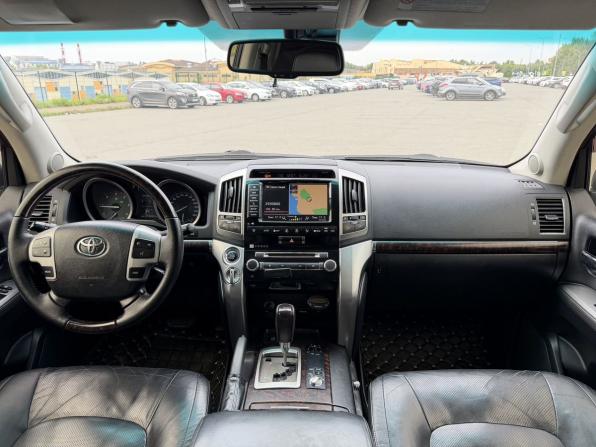 Toyota Land Cruiser 200 Series Рестайлинг 1 с пробегом 2012 года, цена 2 990 000 рублей, 318848 км, внедорожник, Автокод Объявления