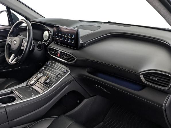 Hyundai Santa Fe IV Рестайлинг с пробегом 2022 года, цена 4 250 000 рублей, 68249 км, внедорожник, Автокод Объявления