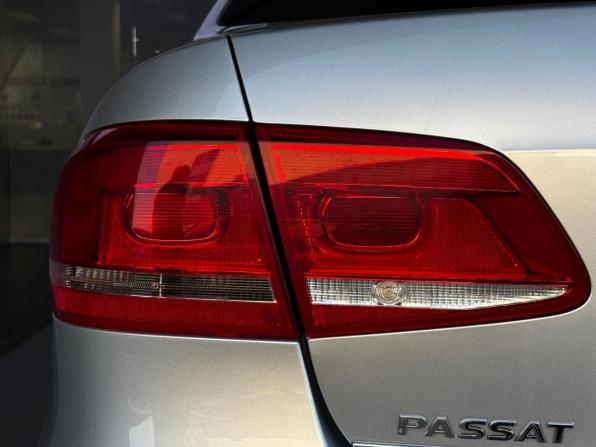 Volkswagen Passat B7 с пробегом 2013 года, цена 1 029 000 рублей, 197767 км, седан, Автокод Объявления