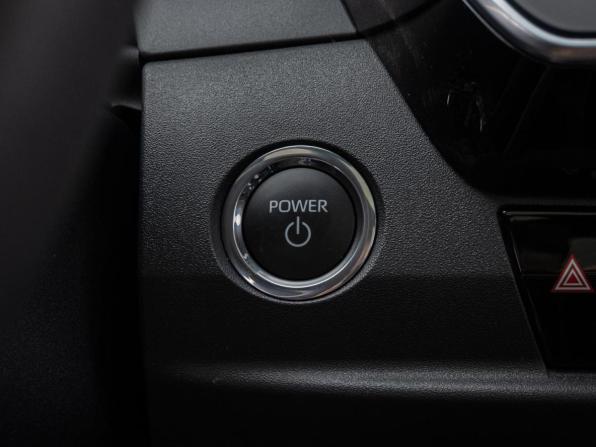 Toyota Camry IX (XV80) China Market с пробегом 2026 года, цена 4 240 000 рублей, 20 км, седан, Автокод Объявления