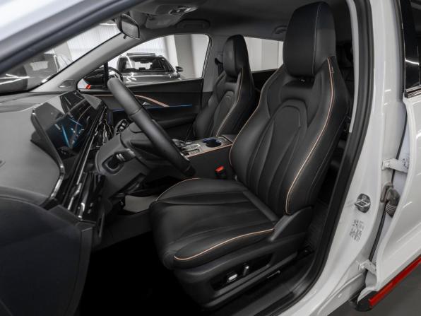 Omoda C5 I с пробегом 2023 года, цена 1 850 000 рублей, 45445 км, внедорожник, Автокод Объявления