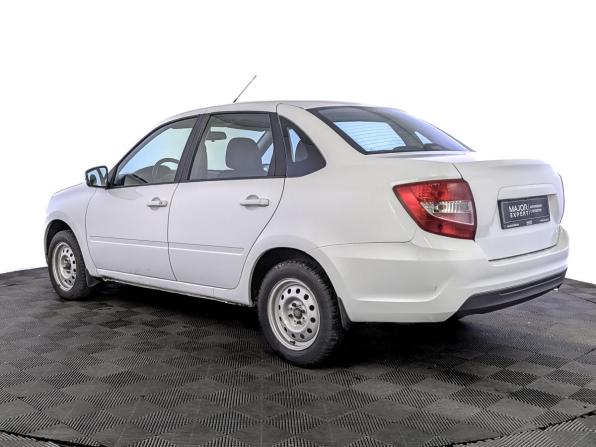 Lada (ВАЗ) Granta I Рестайлинг с пробегом 2024 года, цена 760 000 рублей, 41161 км, седан, Автокод Объявления