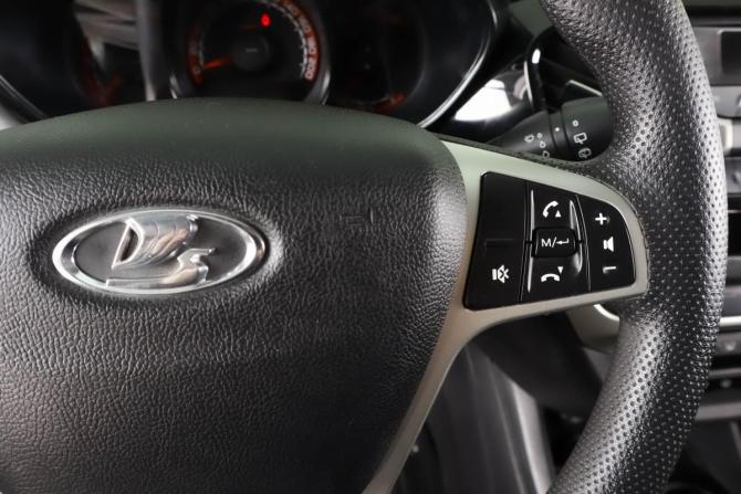 Lada (ВАЗ) Vesta I с пробегом 2020 года, цена 1 549 000 рублей, 57200 км, универсал, Автокод Объявления