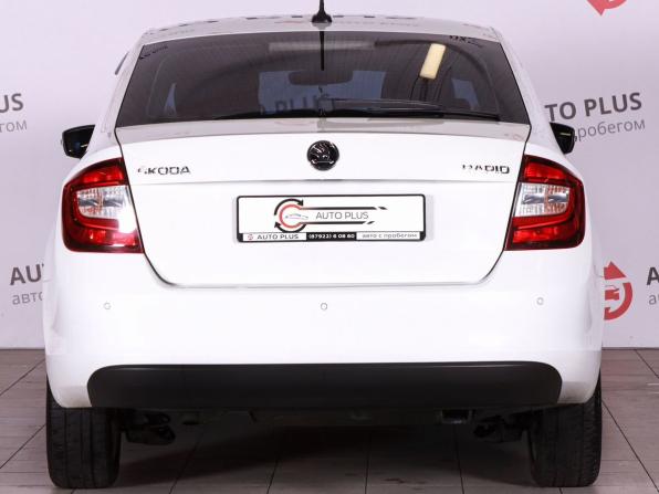 Skoda Rapid I Рестайлинг с пробегом 2017 года, цена 989 000 рублей, 288000 км, лифтбек, Автокод Объявления
