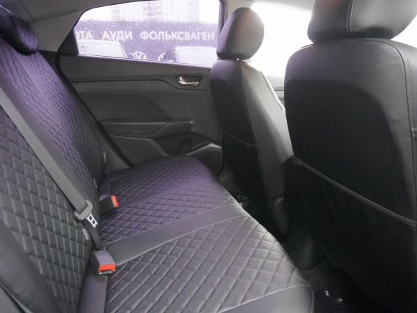 Hyundai Solaris II с пробегом 2017 года, цена 1 031 000 рублей, 252891 км, седан, Автокод Объявления