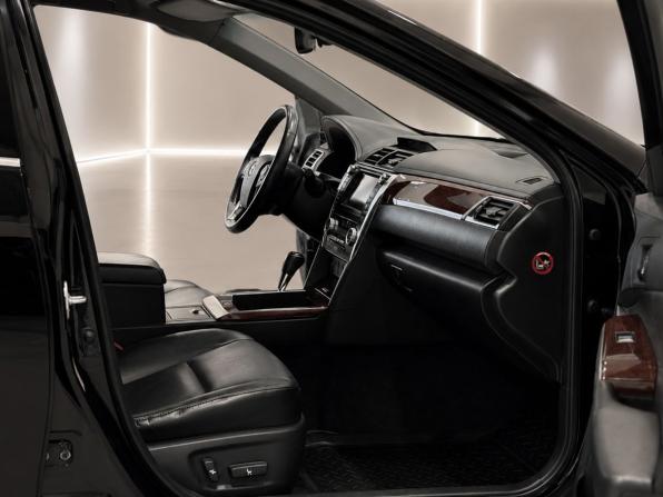 Toyota Camry VII (XV50) с пробегом 2013 года, цена 1 749 000 рублей, 216600 км, седан, Автокод Объявления