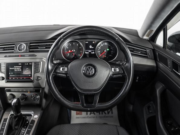 Volkswagen Passat B8 с пробегом 2015 года, цена 1 420 000 рублей, 138299 км, универсал, Автокод Объявления