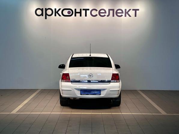 Opel Astra H Рестайлинг с пробегом 2011 года, цена 637 000 рублей, 187204 км, седан, Автокод Объявления