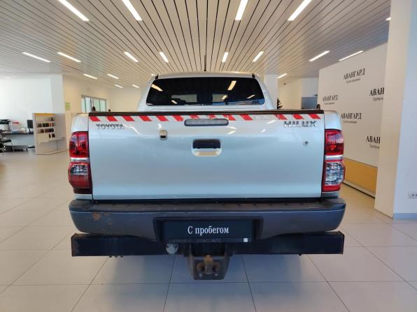 Toyota Hilux VII Рестайлинг с пробегом 2013 года, цена 1 776 000 рублей, 262276 км, пикап, Автокод Объявления