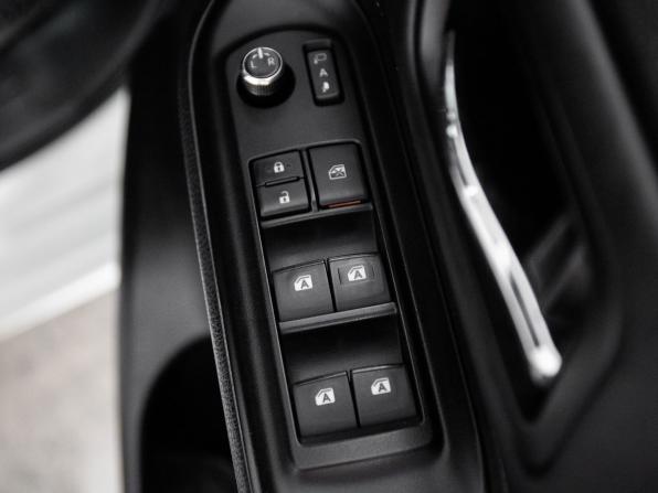 Toyota Esquire I с пробегом 2016 года, цена 2 048 500 рублей, 199214 км, минивэн, Автокод Объявления
