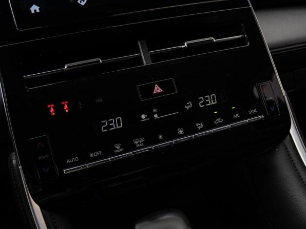 Toyota Avalon V Рестайлинг с пробегом 2022 года, цена 3 379 000 рублей, 43720 км, седан, Автокод Объявления