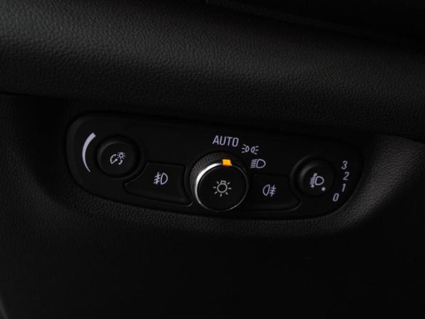 Opel Insignia II Рестайлинг с пробегом 2020 года, цена 2 099 000 рублей, 116240 км, лифтбек, Автокод Объявления
