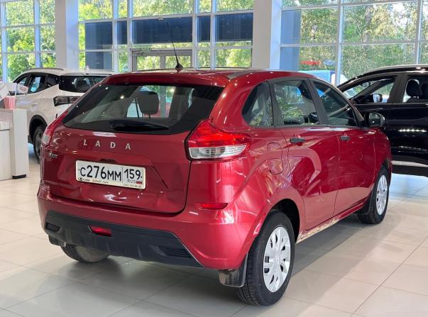 Lada (ВАЗ) XRAY I с пробегом 2018 года, цена 570 000 рублей, 123919 км, хэтчбек, Автокод Объявления