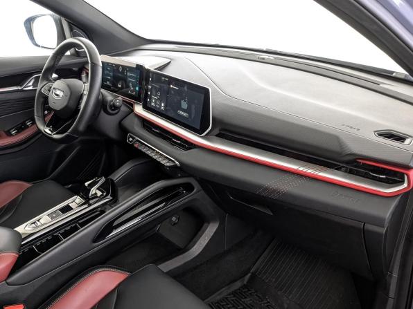 Geely Coolray I Рестайлинг с пробегом 2024 года, цена 2 130 000 рублей, 31881 км, внедорожник, Автокод Объявления