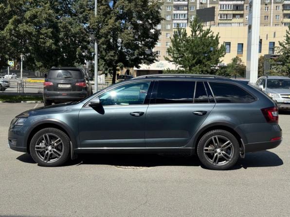 Skoda Octavia III (A7) Рестайлинг с пробегом 2017 года, цена 1 650 000 рублей, 272493 км, универсал, Автокод Объявления