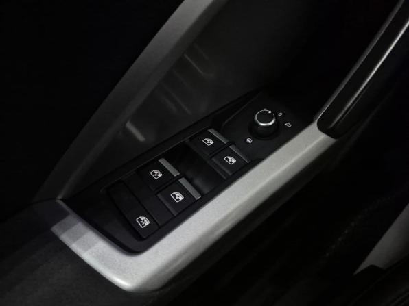 Audi Q3 II (F3) с пробегом 2020 года, цена 3 300 000 рублей, 103460 км, внедорожник, Автокод Объявления