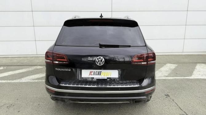 Volkswagen Touareg II Рестайлинг с пробегом 2016 года, цена 2 130 000 рублей, 340247 км, внедорожник, Автокод Объявления