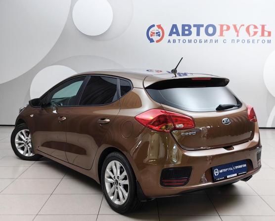 Kia Ceed II Рестайлинг с пробегом 2016 года, цена 1 128 000 рублей, 166000 км, хэтчбек, Автокод Объявления