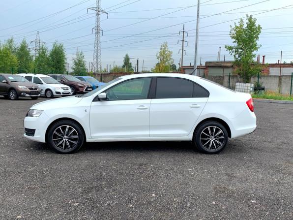 Skoda Rapid I с пробегом 2017 года, цена 1 254 200 рублей, 105894 км, лифтбек, Автокод Объявления
