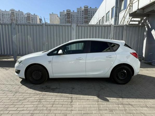 Opel Astra J Рестайлинг с пробегом 2014 года, цена 775 000 рублей, 109113 км, хэтчбек, Автокод Объявления