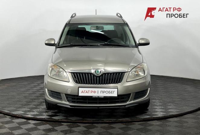 Skoda Roomster I Рестайлинг с пробегом 2012 года, цена 550 000 рублей, 332918 км, компактвэн, Автокод Объявления
