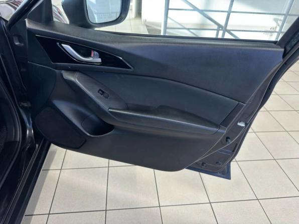 Mazda 3 III (BM) с пробегом 2013 года, цена 1 199 000 рублей, 160000 км, седан, Автокод Объявления