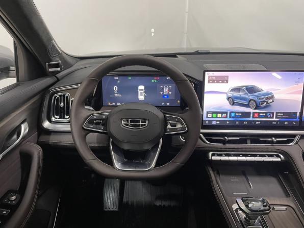 Geely Monjaro I с пробегом 2025 года, цена 4 200 000 рублей, 22 км, внедорожник, Автокод Объявления