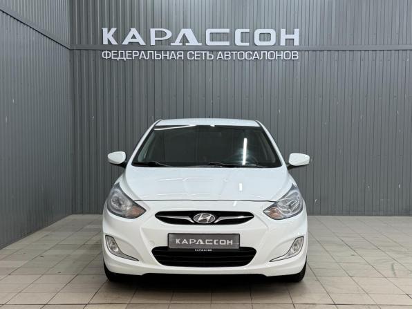 Hyundai Solaris I с пробегом 2014 года, цена 890 000 рублей, 183463 км, седан, Автокод Объявления