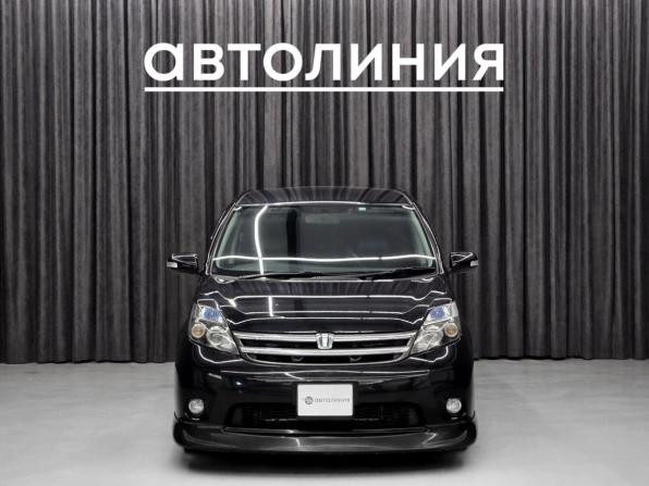 Toyota ISis I Рестайлинг с пробегом 2012 года, цена 1 270 000 рублей, 185000 км, минивэн, Автокод Объявления