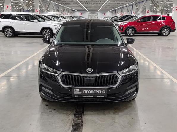 Skoda Octavia IV (A8) с пробегом 2021 года, цена 2 120 000 рублей, 129719 км, лифтбек, Автокод Объявления