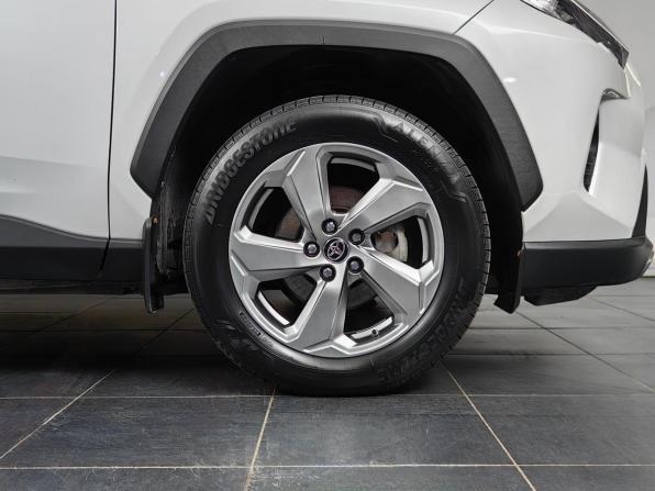 Toyota RAV4 V (XA50) с пробегом 2020 года, цена 3 222 000 рублей, 56828 км, внедорожник, Автокод Объявления