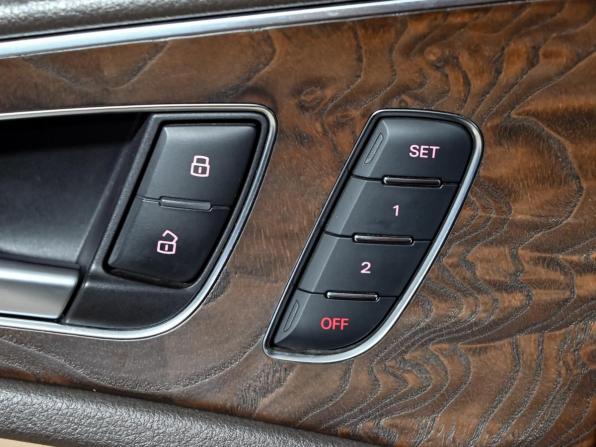 Audi A6 IV (C7) с пробегом 2013 года, цена 1 830 000 рублей, 190027 км, седан, Автокод Объявления