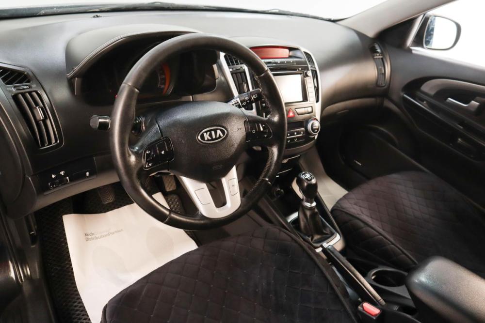 Kia Ceed I Рестайлинг Челябинск  - изображение 9