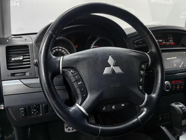 Mitsubishi Pajero IV Рестайлинг 1 с пробегом 2012 года, цена 2 050 000 рублей, 196250 км, внедорожник, Автокод Объявления