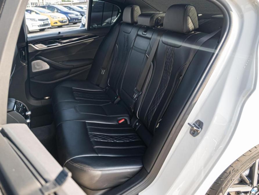 BMW 5 серии VII (G30/G31/G38) Рестайлинг Краснодар  - изображение 9