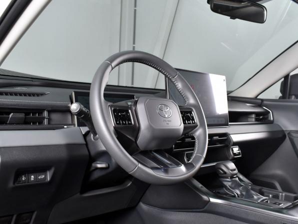 Toyota RAV4 VI (XA60) с пробегом 2026 года, цена 4 149 995 рублей, 32 км, внедорожник, Автокод Объявления