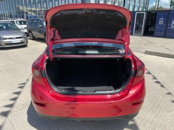 Mazda 3 III (BM) с пробегом 2014 года, цена 999 000 рублей, 178600 км, седан, Автокод Объявления