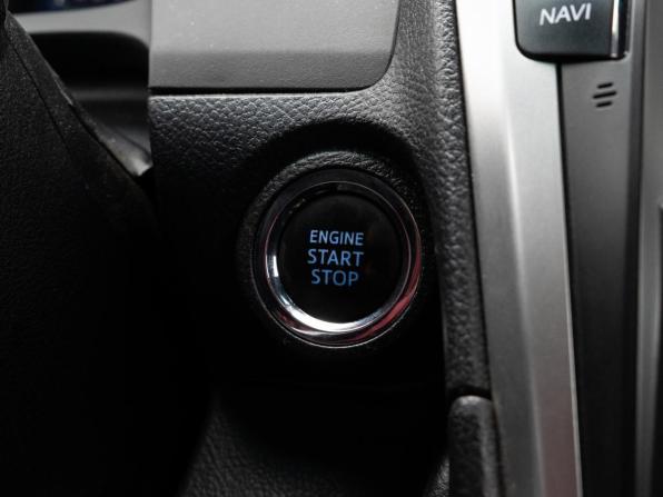Toyota Camry VII (XV50) Рестайлинг 2 с пробегом 2017 года, цена 1 910 000 рублей, 257367 км, седан, Автокод Объявления