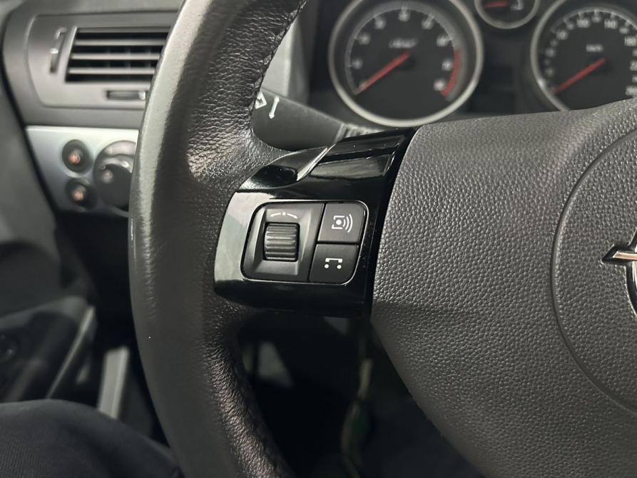 Opel Astra H Рестайлинг Москва  - изображение 16