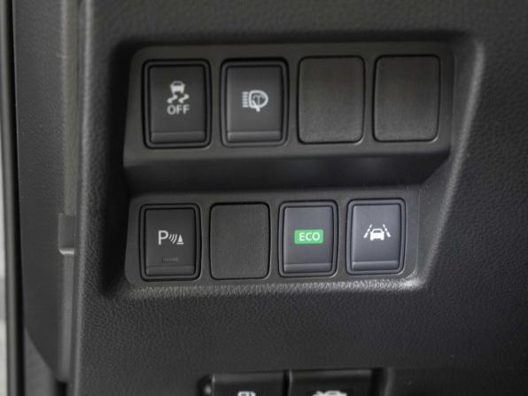 Nissan Qashqai II с пробегом 2016 года, цена 2 307 000 рублей, 77890 км, внедорожник, Автокод Объявления