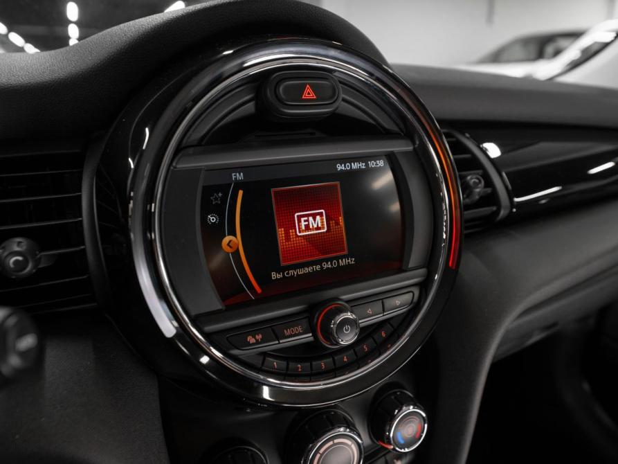 Mini Hatch III (F55/F56) Москва  - изображение 18