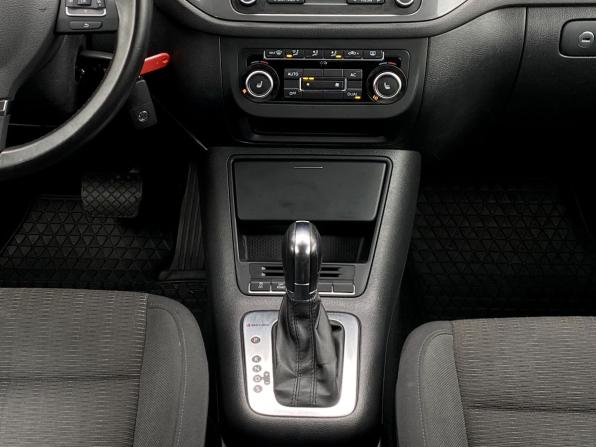 Volkswagen Tiguan I Рестайлинг с пробегом 2011 года, цена 1 349 000 рублей, 119000 км, внедорожник, Автокод Объявления
