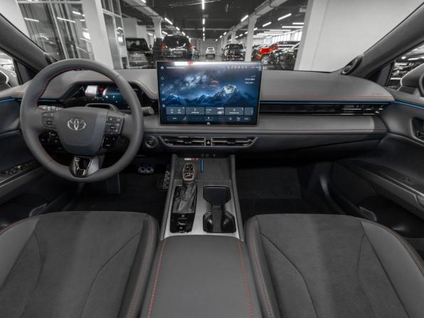 Toyota Camry IX (XV80) China Market Рестайлинг с пробегом 2026 года, цена 4 700 000 рублей, 32 км, седан, Автокод Объявления