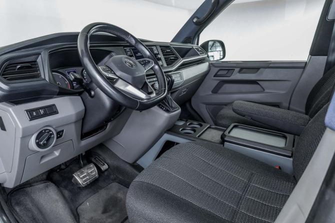 Volkswagen Transporter T6 Рестайлинг с пробегом 2020 года, цена 4 800 000 рублей, 50677 км, минивэн, Автокод Объявления