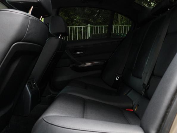 BMW 3 серии V (E90/E91/E92/E93) Рестайлинг с пробегом 2009 года, цена 1 020 000 рублей, 182184 км, седан, Автокод Объявления