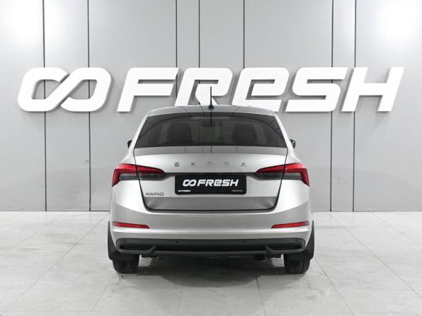 Skoda Rapid II с пробегом 2021 года, цена 1 699 000 рублей, 94390 км, лифтбек, Автокод Объявления