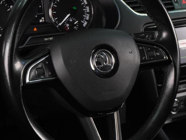 Skoda Octavia III (A7) с пробегом 2017 года, цена 1 599 000 рублей, 169827 км, лифтбек, Автокод Объявления