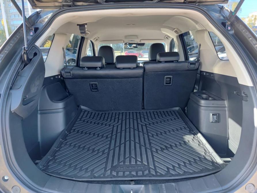 Mitsubishi Outlander III Рестайлинг 2 Йошкар-Ола  - изображение 12