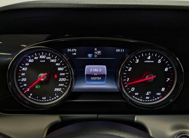 Mercedes-Benz E-Класс V (W213 S213 C238) с пробегом 2018 года, цена 2 850 000 рублей, 103700 км, седан, Автокод Объявления