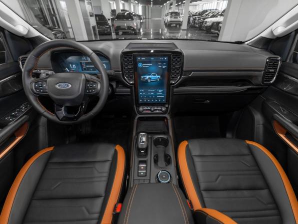 Ford Ranger T6.2 с пробегом 2026 года, цена 5 900 000 рублей, 27 км, пикап, Автокод Объявления
